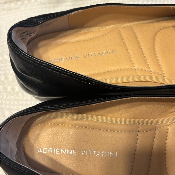 Adrienne Vittadini Black Leather Penny Loafers with Fringe , Size 8 - Picture 3 of 5